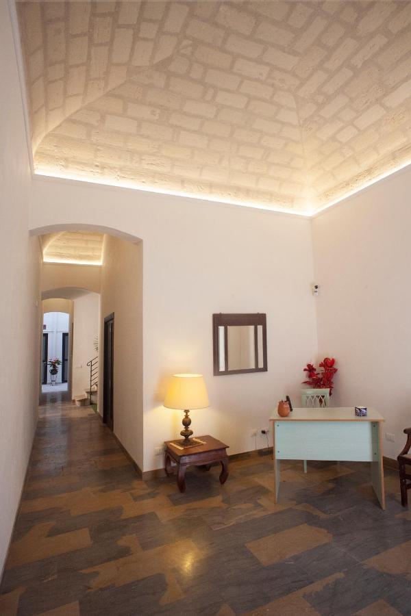 Case Vacanze "Residenze Trapanesi" Трапани Экстерьер фото